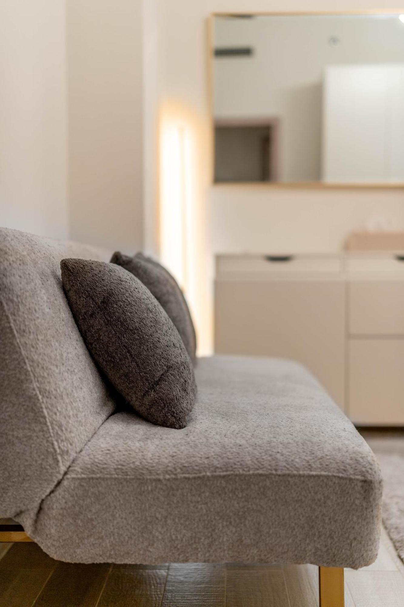 Apartment Yas Pearl - 2bd By Slv *