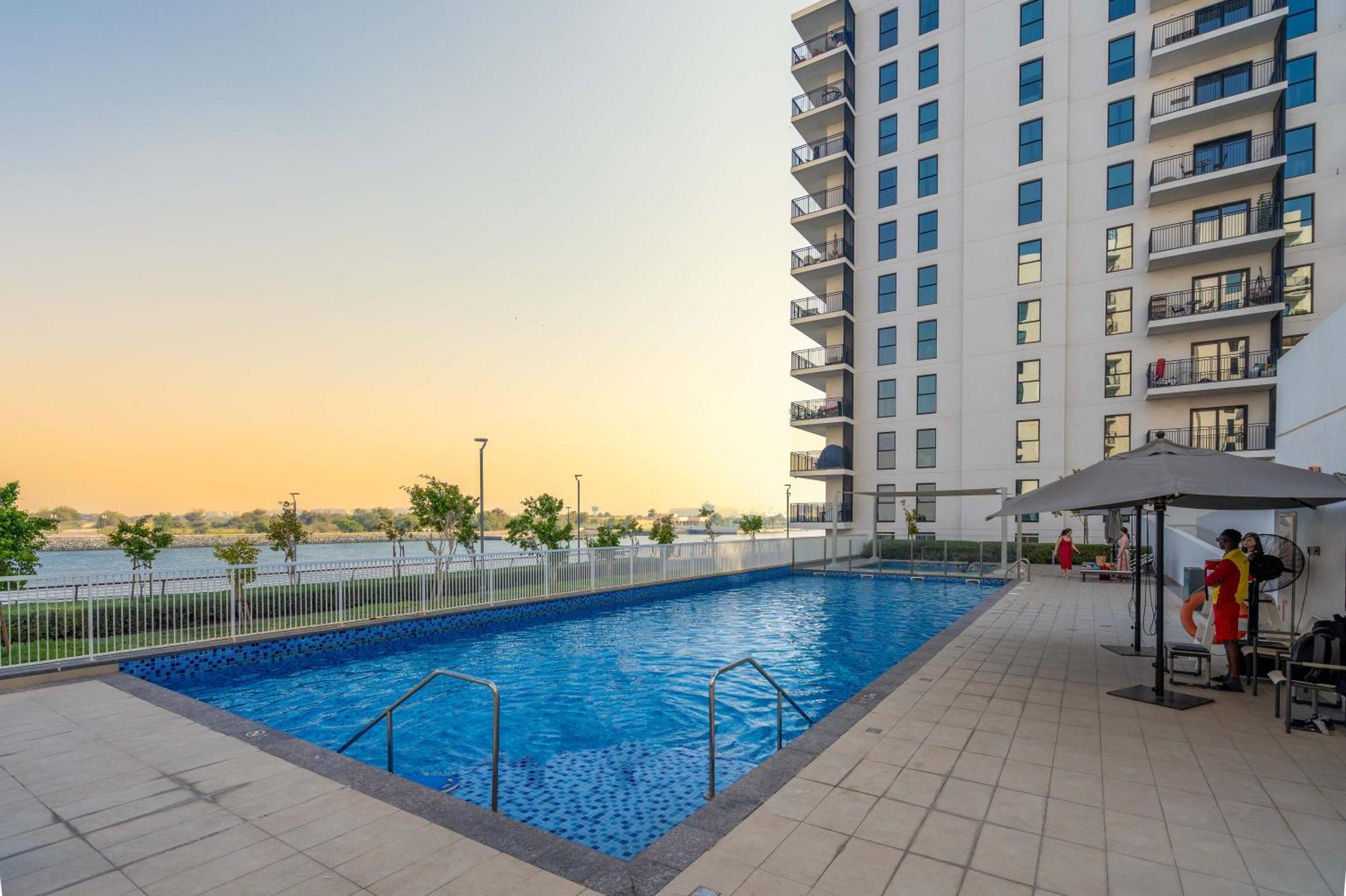 Yas Pearl - 2bd By Slv